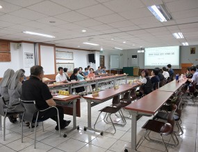 2025년 7월 27일 교중미사 후 대교리실에서 우이본당 사목협의회 상반기 총회를 

주임신부님과 수녀님 사목회 위원과 각 단체장님들께서 함께 하셨습니다.

또한 미사 후 시원한 아이스바 나눔과 

대학찰옥수수와 뽕잎냉면 판매가 있었습니다.